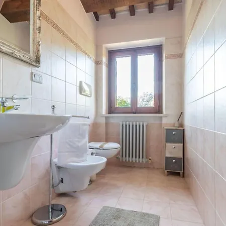 Vagnini By Interhome Pesaro
