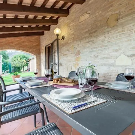 Vagnini By Interhome Pesaro